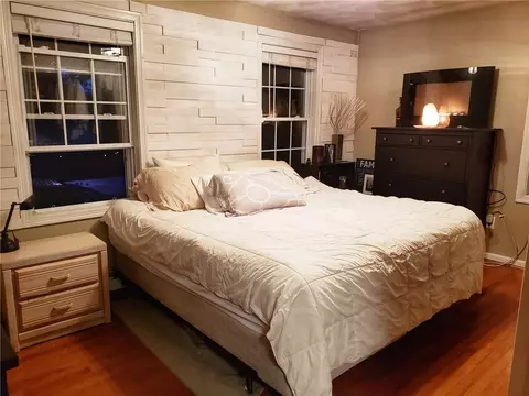 81 Lake View Dr, Glocester, RI 02814 photo 7