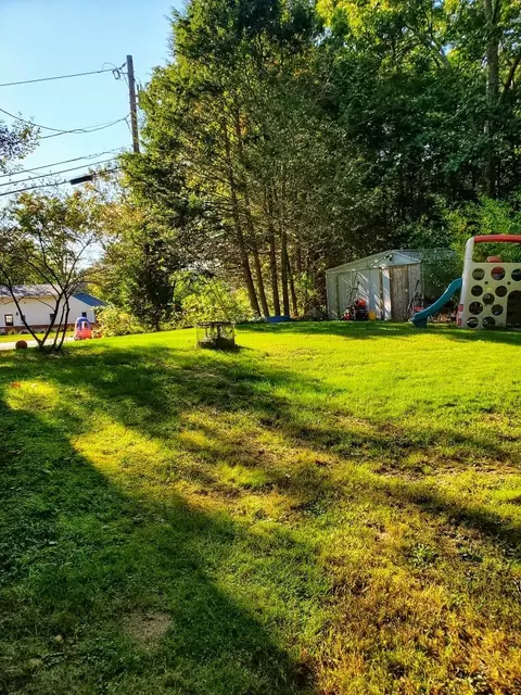 81 Lake View Dr, Glocester, RI 02814 photo 17