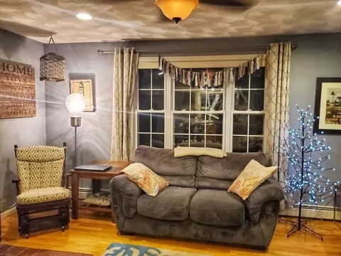 81 Lake View Dr, Glocester, RI 02814 photo 3