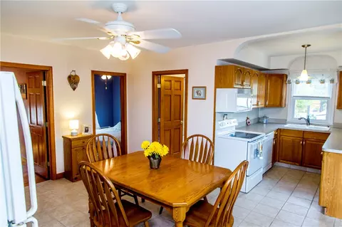 57 Kennedy St, Woonsocket, RI 02895 photo 14