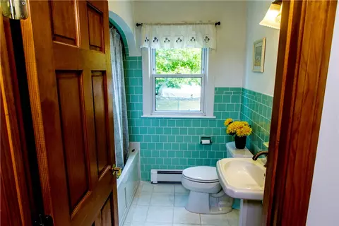 57 Kennedy St, Woonsocket, RI 02895 photo 17