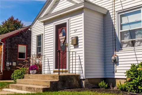 57 Kennedy St, Woonsocket, RI 02895 photo 5