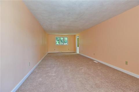 8 Tomahawk Ct, Warwick, RI 02886 photo 15
