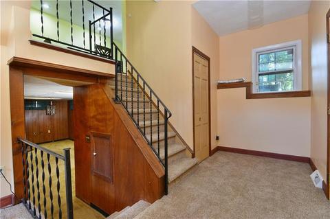 8 Tomahawk Ct, Warwick, RI 02886 photo 28