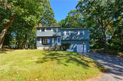 8 Tomahawk Ct, Warwick, RI 02886 photo 1