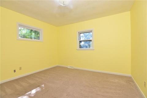 8 Tomahawk Ct, Warwick, RI 02886 photo 20