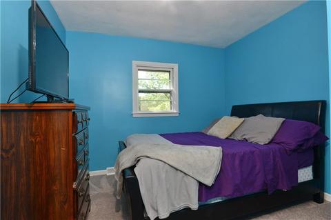 8 Tomahawk Ct, Warwick, RI 02886 photo 17