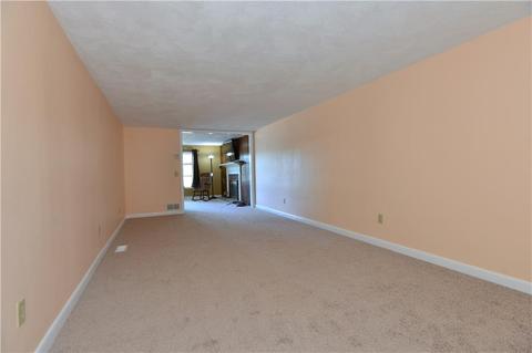 8 Tomahawk Ct, Warwick, RI 02886 photo 16
