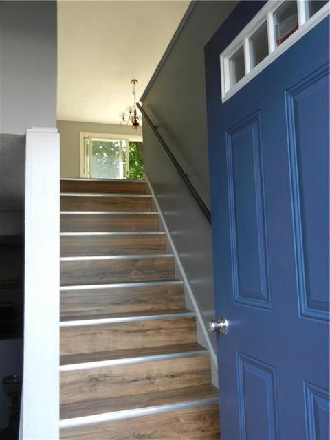 20 Pond St, West Warwick, RI 02893 photo 3