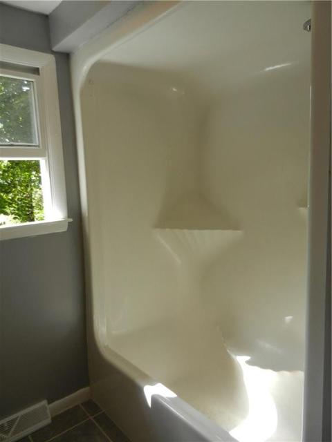 20 Pond St, West Warwick, RI 02893 photo 10