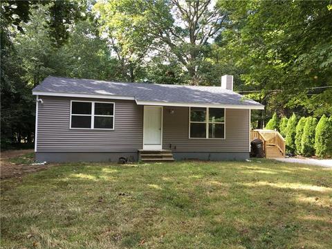 61 Mockingbird Dr, Exeter, RI 02822 photo 1
