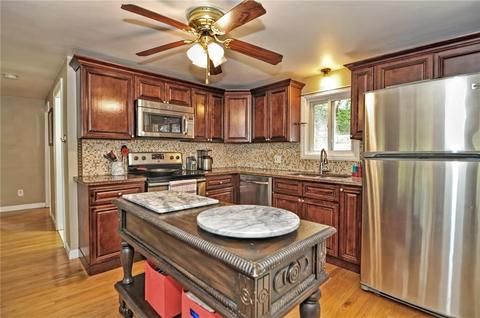164 Pilgrim Ave, Coventry, RI 02816 photo 6