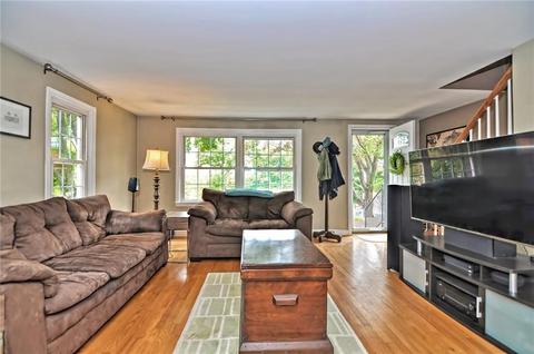 164 Pilgrim Ave, Coventry, RI 02816 photo 3