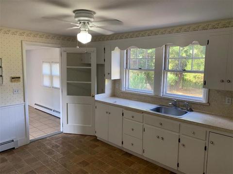 50 Benoit St, Coventry, RI 02816 photo 8