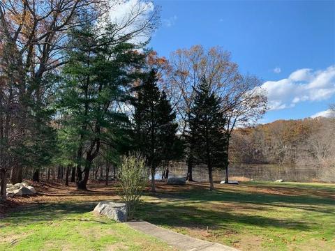 50 Benoit St, Coventry, RI 02816 photo 3