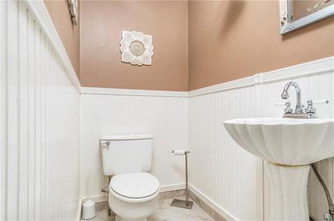 38 Lantern Ln, Warwick, RI 02886 photo 21