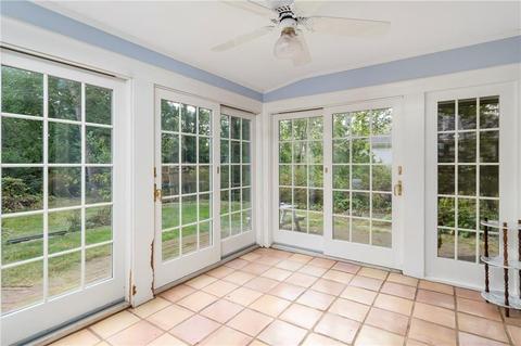 38 Lantern Ln, Warwick, RI 02886 photo 5
