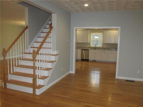 20 Pray Hill Rd, Glocester, RI 02814 photo 9