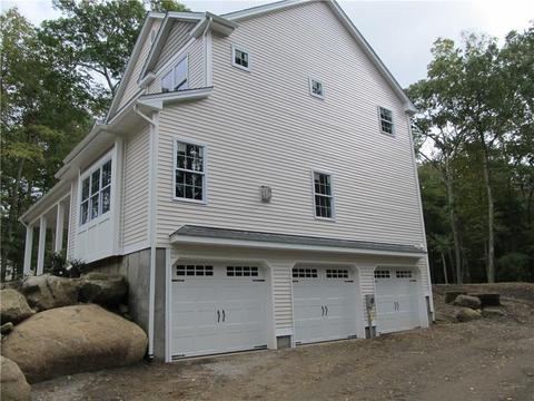 20 Pray Hill Rd, Glocester, RI 02814 photo 3