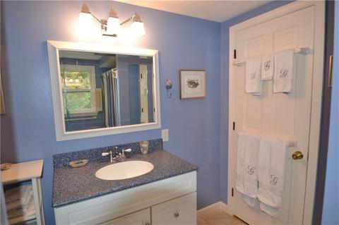 7 Oak St, Warren, RI 02885 photo 16