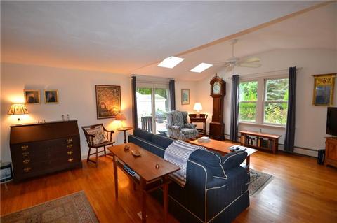 7 Oak St, Warren, RI 02885 photo 5