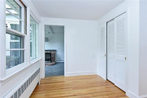 90 Lancaster Ave, Warwick, RI 02886 photo 11
