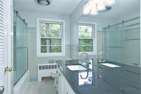 90 Lancaster Ave, Warwick, RI 02886 photo 20