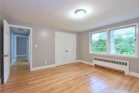 90 Lancaster Ave, Warwick, RI 02886 photo 19