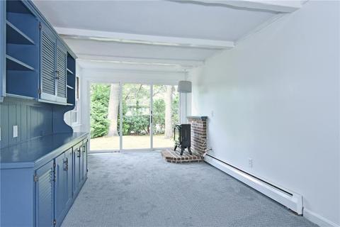 90 Lancaster Ave, Warwick, RI 02886 photo 5