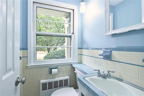 90 Lancaster Ave, Warwick, RI 02886 photo 9