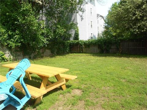506 Willow St, Woonsocket, RI 02895 photo 4