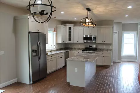19 Paul Sprague Dr, Coventry, RI 02816 photo 6