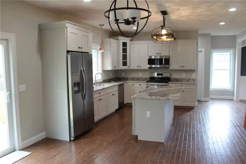 19 Paul Sprague Dr, Coventry, RI 02816 photo 7