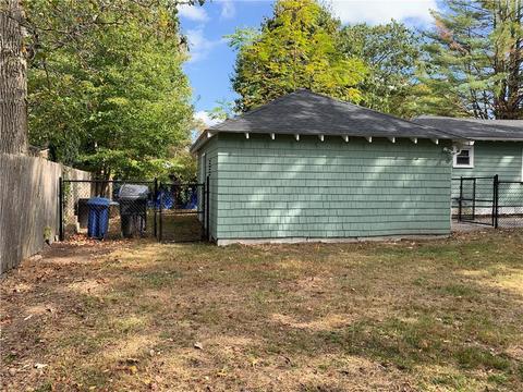 77 Brightside Ave, Warwick, RI 02889 photo 4