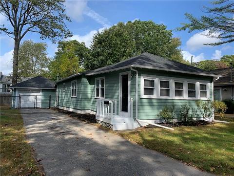 77 Brightside Ave, Warwick, RI 02889 photo 1