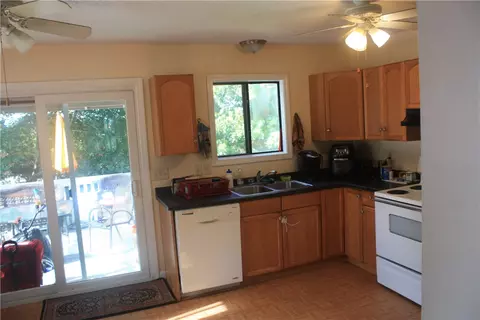 33 Brandywine Dr, Westerly, RI 02891 photo 11