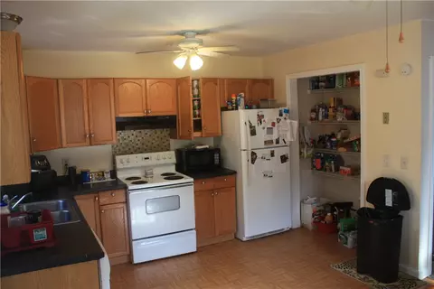 33 Brandywine Dr, Westerly, RI 02891 photo 10