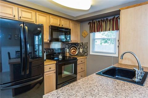 263 Pierce Ave, Warwick, RI 02888 photo 8