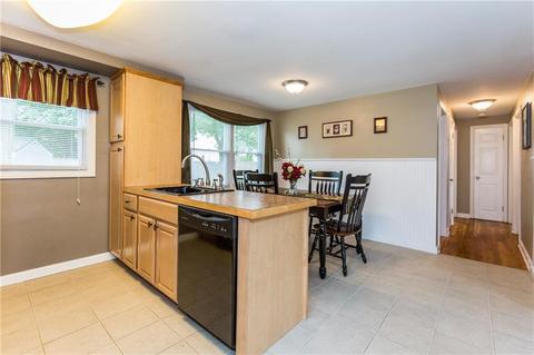 263 Pierce Ave, Warwick, RI 02888 photo 9
