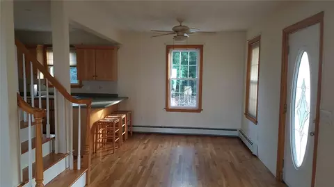 30 Bluff Ave, Warwick, RI 02889 photo 4