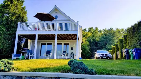 30 Bluff Ave, Warwick, RI 02889 photo 3