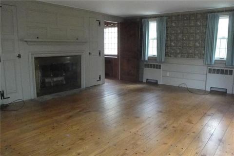 18 St George Ct, Warwick, RI 02888 photo 5