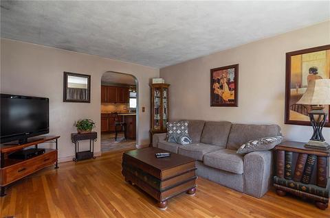 14 Hade Ct, Warwick, RI 02889 photo 4