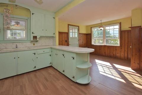 175 Edgehill Rd, Warwick, RI 02889 photo 4
