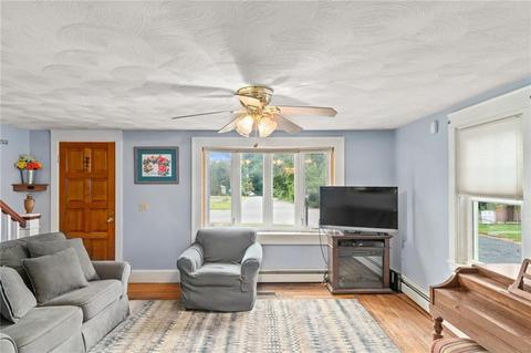 60 Benoit St, Coventry, RI 02816 photo 6