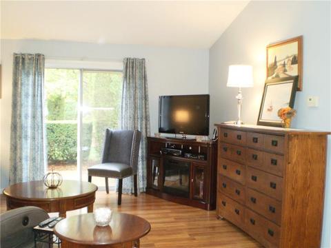 854 Halifax Dr, Warwick, RI 02886 photo 14