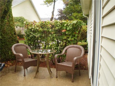 854 Halifax Dr, Warwick, RI 02886 photo 3