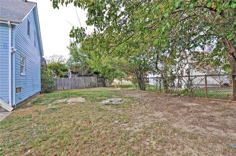 23 Delaware Ave, Warwick, RI 02888 photo 25