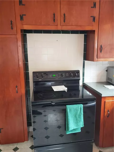 452 Chestnut St, Warwick, RI 02888 photo 7