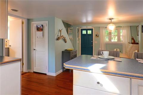 22 Third School St, Bristol, RI 02809 photo 14